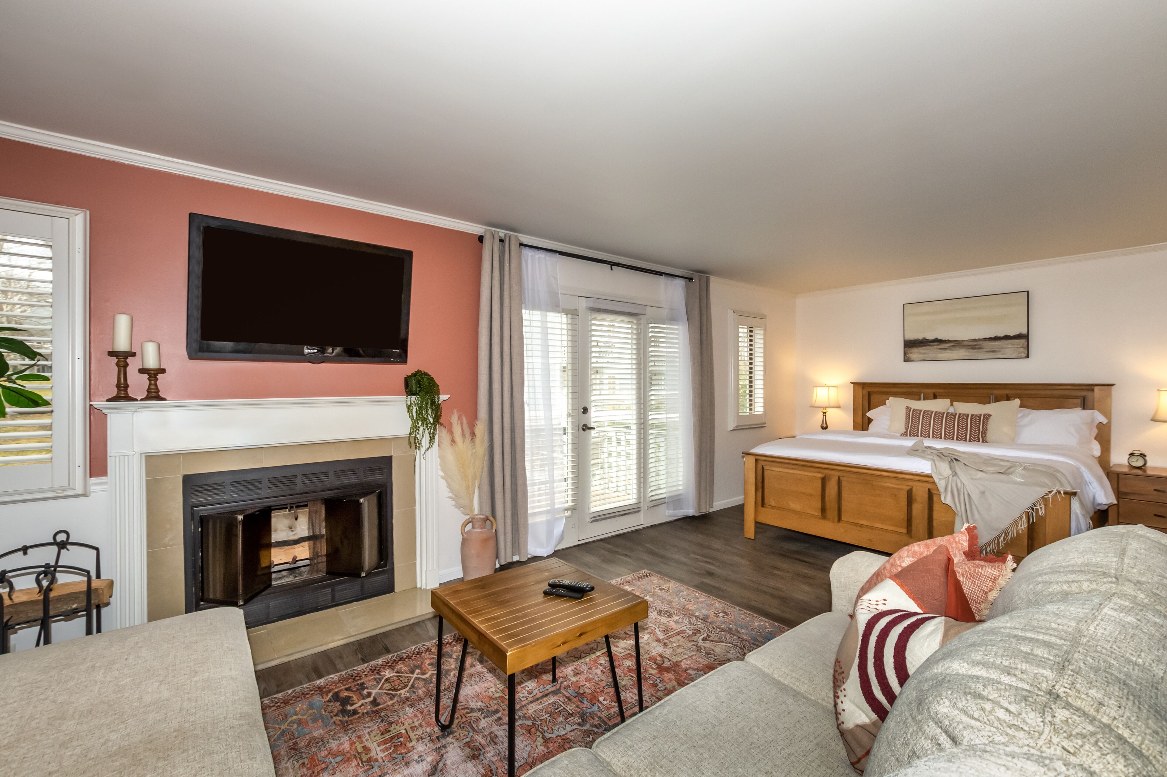 1 bedroom, memory foam beds, desk, iron/ironing board