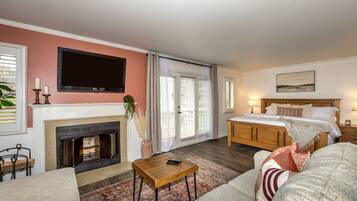 1 bedroom, memory foam beds, desk, iron/ironing board