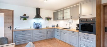 Apartment 'Wohnung Sunntratn ' with Mountain View, Balcony and Wi-Fi