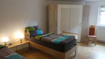 1 Schlafzimmer, Bügeleisen/Bügelbrett, kostenloses WLAN, Bettwäsche