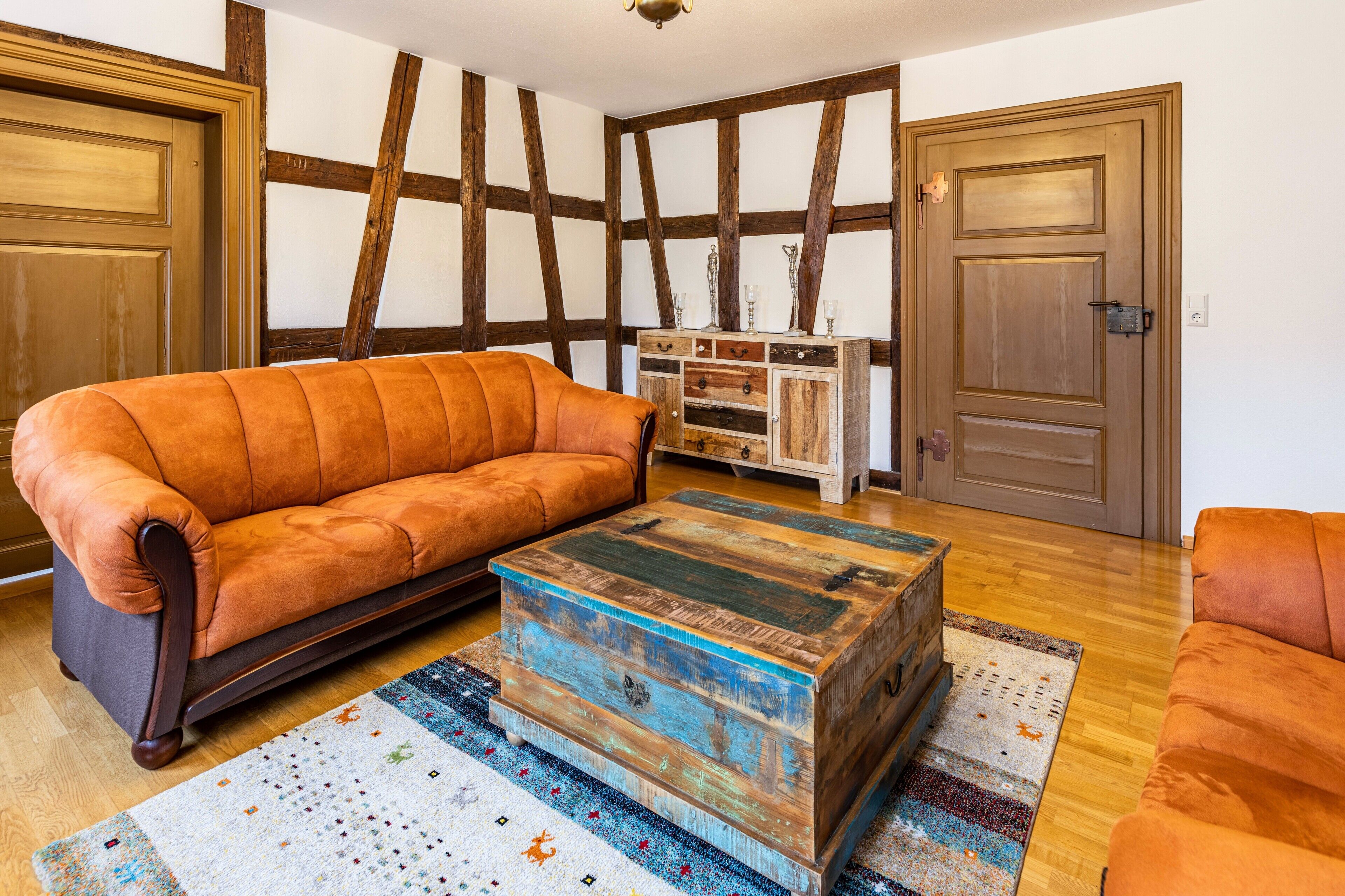 Fernseher, Kamin, Streaming-Dienste