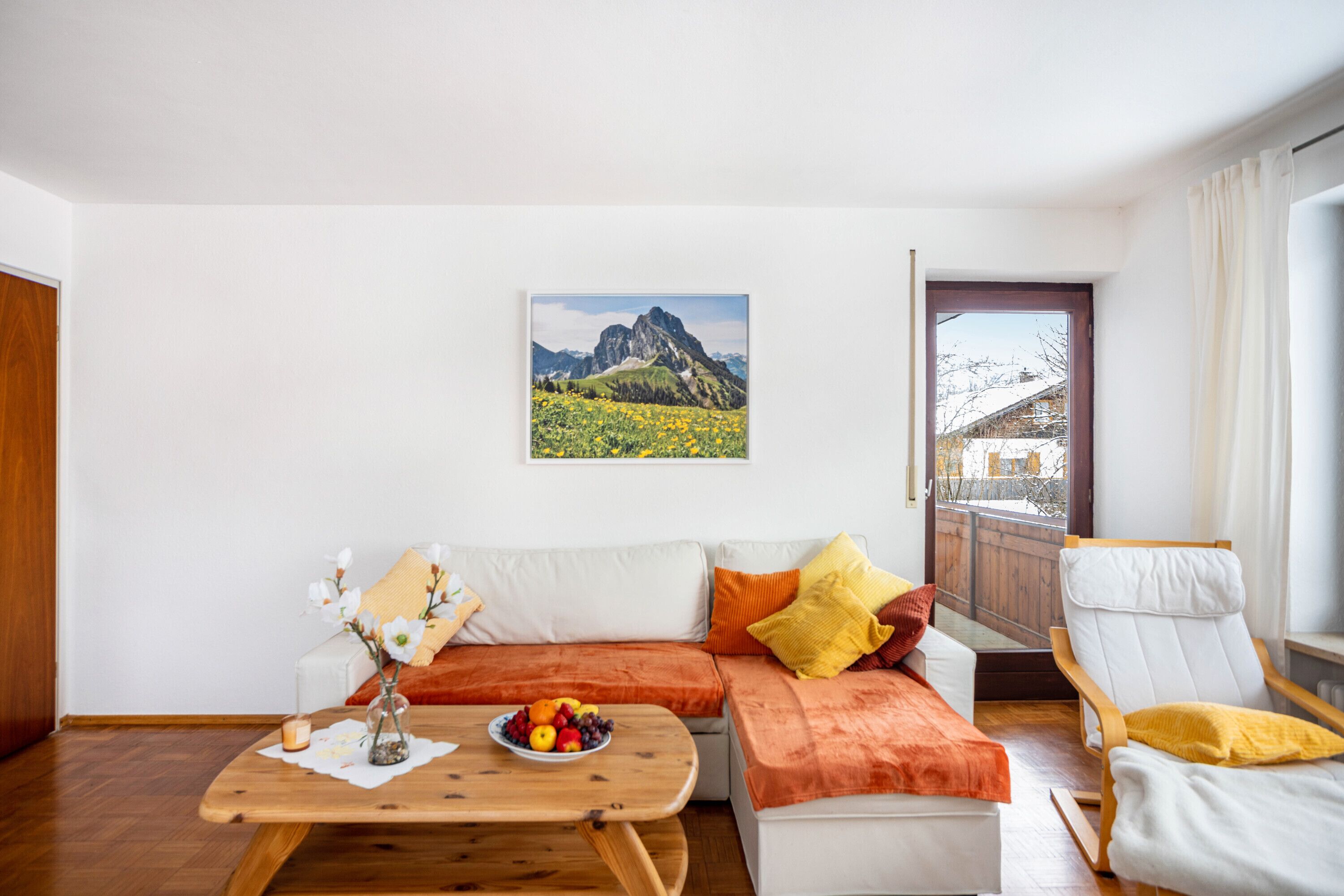 Televisión y chimenea 