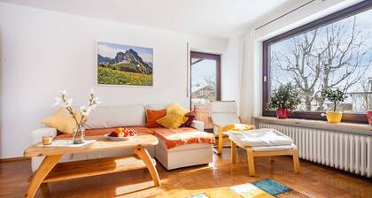 Ferienwohnung 'Breitenbergblick' mit Bergblick, Balkon und WLAN