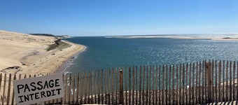 Magnificent villa with swimming pool in landscaped garden with terrace and boules court