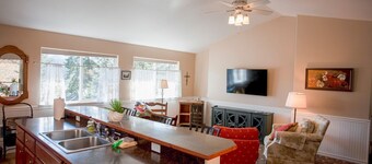 A beautiful Retreat on beautiful Hayden Lake nestled among the gorgeous pines