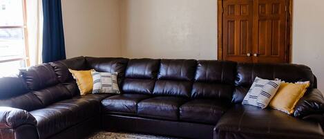 Smart TV, fireplace, video games