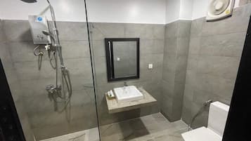 Superior Room | Bathroom