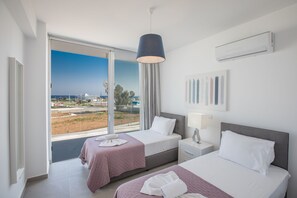 4 chambres, fer et planche à repasser, Wi-Fi, draps fournis