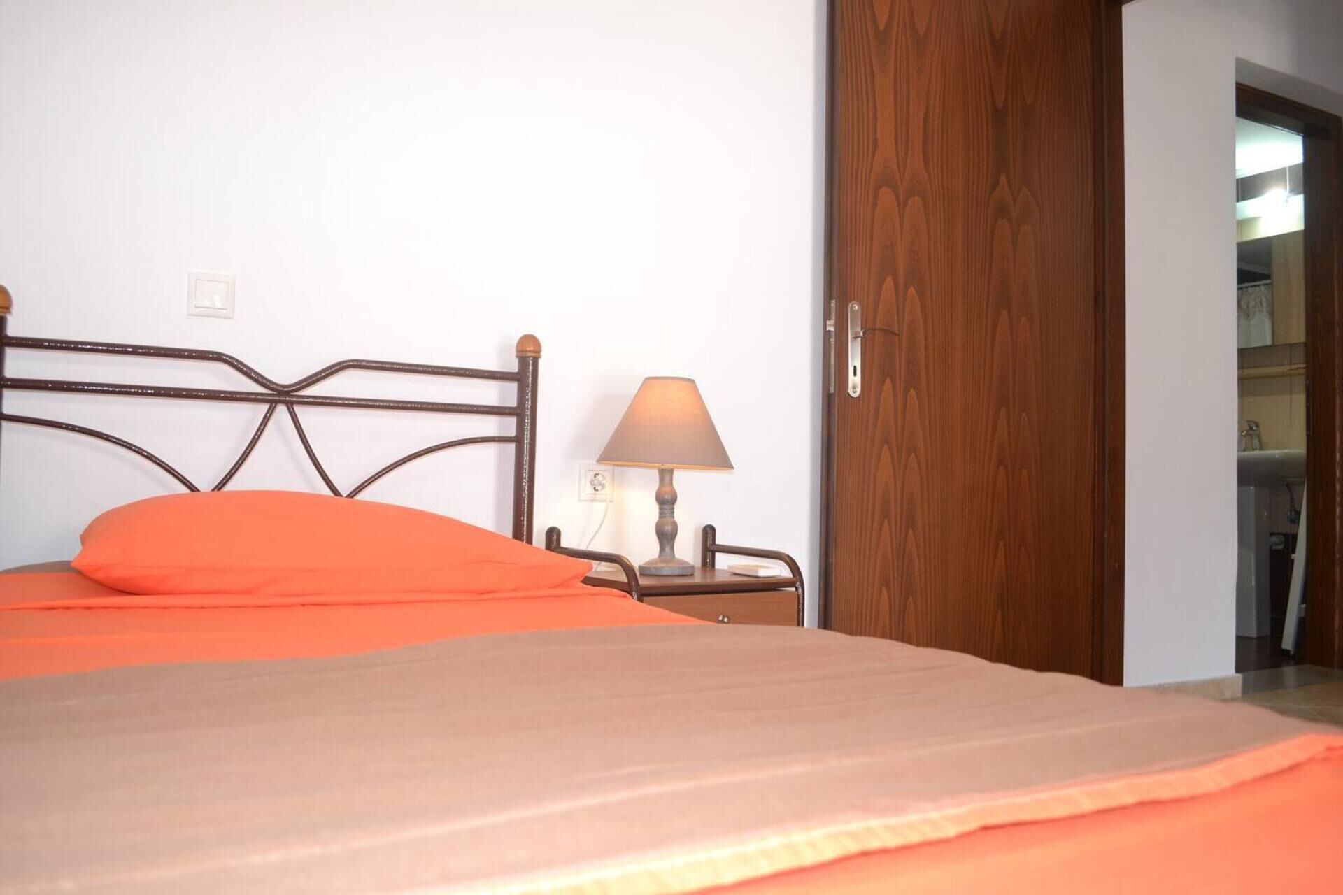 Rumah | 2 kamar tidur, setrika/meja setrika, Wi-Fi gratis, dan seprai linen