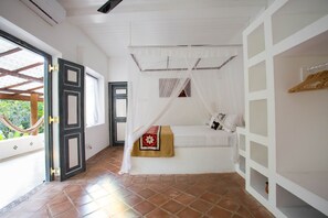 5 chambres, accès au Wi-Fi (inclus), literie fournie