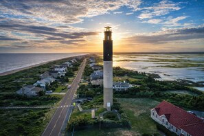Unclassified image, 5 of 45, button - Dog Friendly - Ocean View - Elevator - Steps From The Beach! (Oak Island)