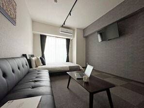 Classic Studio, 1 Double Bed with Sofa bed | Individually decorated, laptop workspace, iron/ironing board, free WiFi