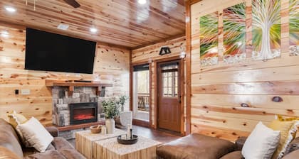 Boon by AvantStay | 40-Guest Luxe Smokies Retreat