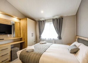 2 bedrooms - Platinum 4 berth Lodge (Pet) (Mablethorpe)
