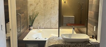 HOTEL DEL VALLE INN