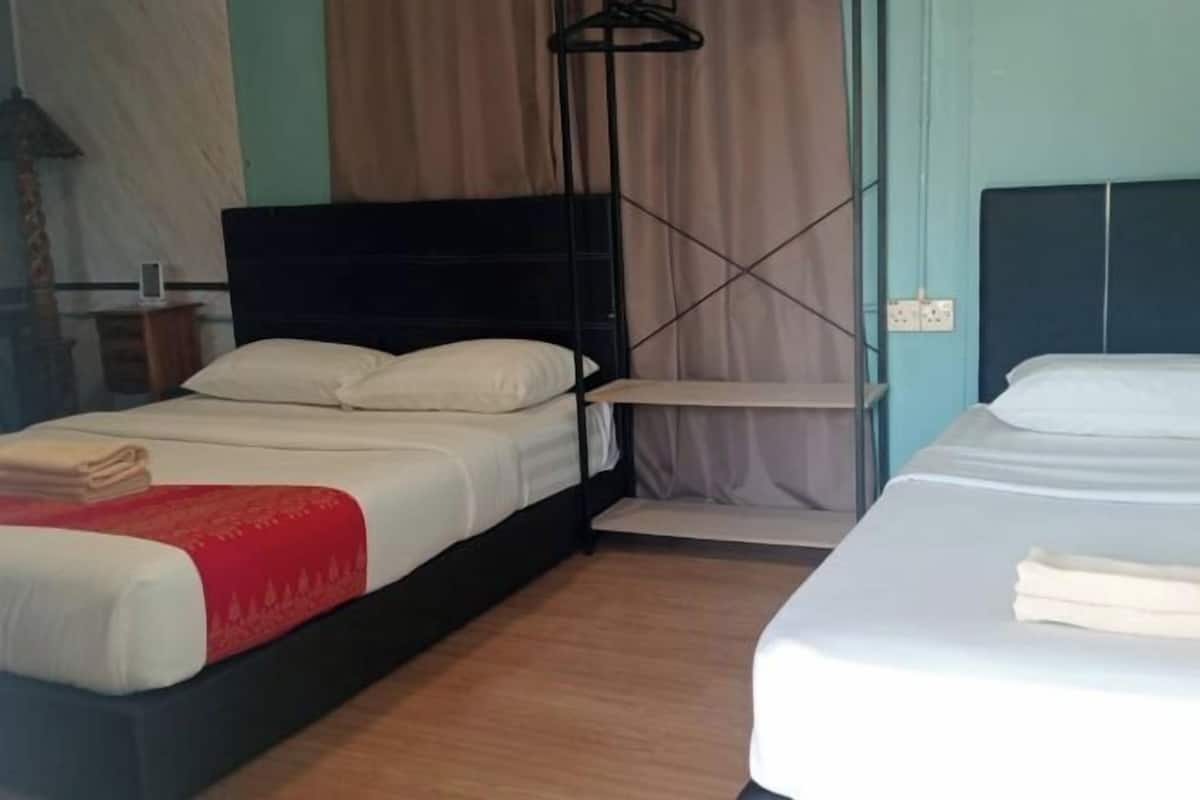 Free WiFi, bed sheets