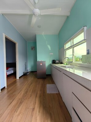 Deluxe Room, 2 Queen Beds | Private kitchenette - Grapevine Garden (Kota Kinabalu)