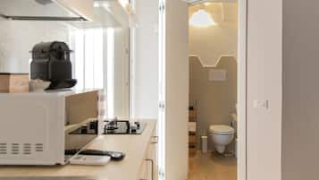 Comfort Condo, 1 Double Bed with Sofa bed | Bathroom | Shower, rainfall showerhead, free toiletries, hair dryer