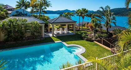 La Bella Waters 3 Hamilton Island - Oceanviews, golf buggy and transfers