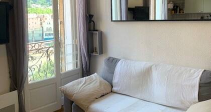 Studio mezzanine cosy, animaux acceptés