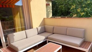 Property grounds - Sunny F3 with Terrace, A/C, Wi-Fi, Garage near Spa and City Center (Am élie-les-Bains-Palalda)