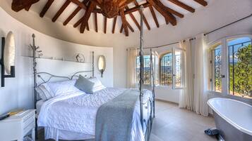 5 chambres, Wi-Fi, draps fournis