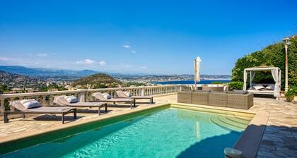 Fabulous 5 Bedroom Villa near Cannes perfect for the Lions Festival.