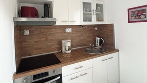 Unclassified image, 2 of 11, button - Cozy F2 Apartment with Parking, Balconies, and WIFI Near Thermal Baths (Amélie-les-Bains-Palalda)