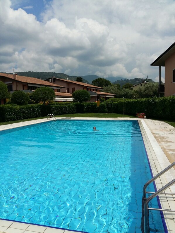 Piscina all'aperto