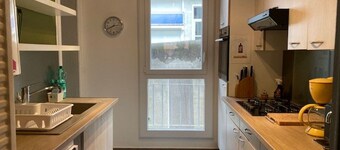Sunny 2-Bedroom Apartment with Terrace & Garage, Close to Center and Spa