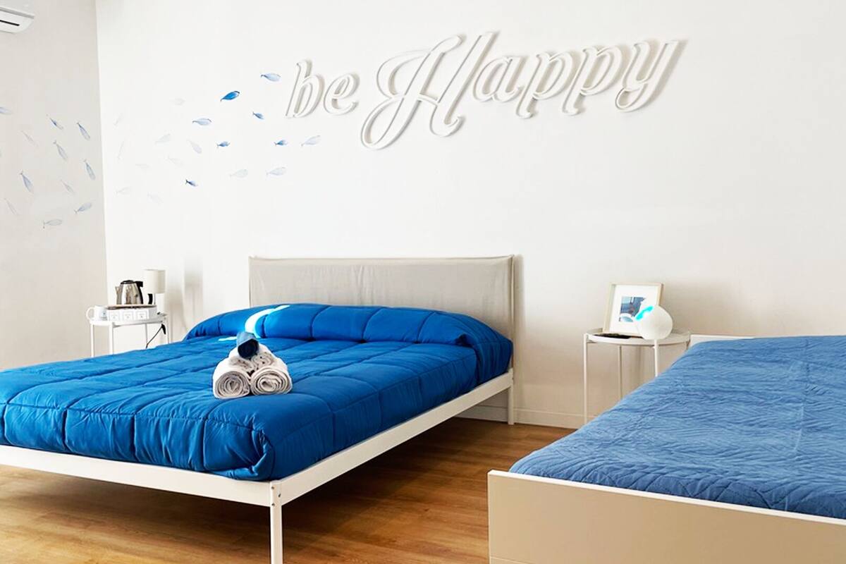 In-room safe, desk, blackout curtains, soundproofing