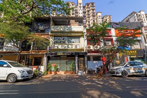 واجهة المنشأة