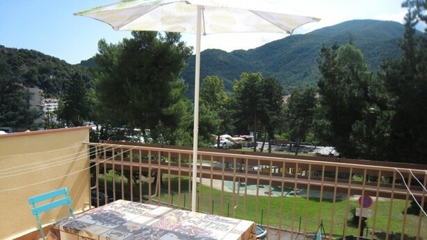 Unclassified image, 1 of 11, button - F2 with Terrace and Parking, Pets Allowed - Amélie-les-Bains (Amélie-les-Bains-Palalda)