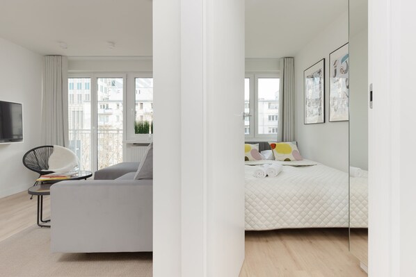 3 bedrooms, desk, iron/ironing board, WiFi