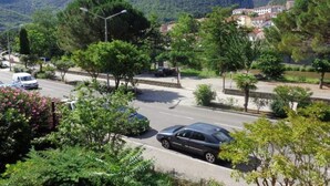 Parking - Cozy Studio for 2 with Balcony, Close to Thermal Baths & Town Center in Amélie-les-Bains (Amélie-les-Bains-Palalda)
