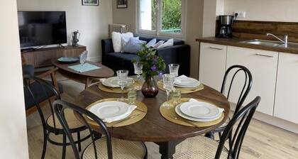 Magnifique T3 au centre, jardin privatif, proche thermes, wifi, parking, jeux extérieurs, lave-linge/sÚche-linge