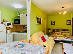 مكواة/لوح كي وواي فاي مجانًا