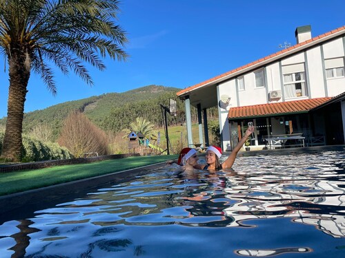 MARKAIDA HOUSE WITH POOL