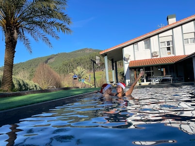 MARKAIDA HOUSE WITH POOL