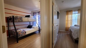 4 bedrooms, internet, bed sheets - Discounted - Regal Palms Resort 4 Bd Retreat (Davenport)