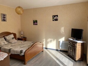 Bügeleisen/Bügelbrett, kostenloses WLAN