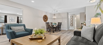 The Banyan Inn ~ Loveland