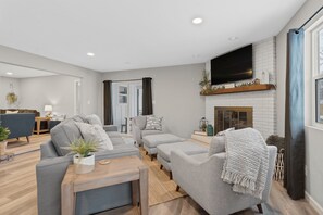 Smart TV, fireplace, table football