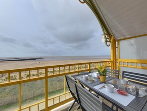 Outdoor dining - Charming 2-bedroom with parking and balcony 900m from center - Châtelaillon-Plage (Châtelaillon-Plage)