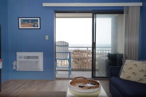 Smart TV, DVD player