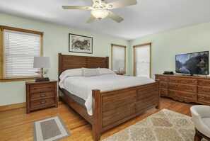 4 habitaciones, tabla de planchar con plancha y internet 