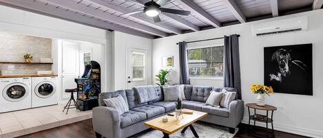 Smart-TV, videospill, Netflix og strømmetjenester