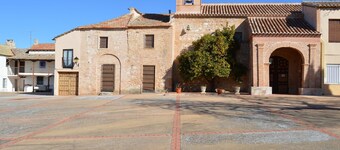 Valle de los Molinos Rural House with access to the hiking trail, Golf 25 Km. minut