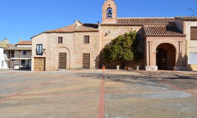 Valle de los Molinos Rural House with access to the hiking trail, Golf 25 Km. minut