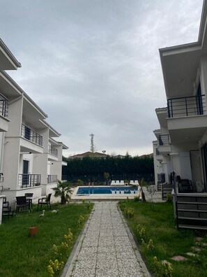Front of property - EDI Group Turizm Sapanca Villas (Sapanca)